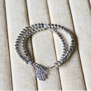NEW Silver Beaded Hamsa Bracelet. Yoga Bracelet. Charm Bracelet. Heart Beads